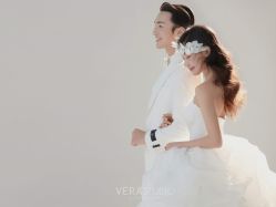 -至臻微拉婚纱摄影