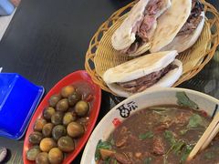 -卤煮老北京酱肉馆