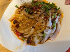 -兔行天下-鸿鹤鲜锅兔(中海国际店)