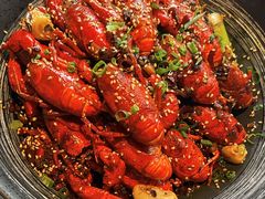 -肥肥虾庄·金牌油焖大虾(杨园滨江时代walk店)