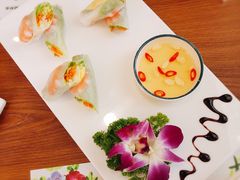 -樾餐厅泰式海鲜火锅(民歌湖店)