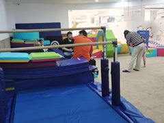 -爱威盛亲子俱乐部·纽约国际早托中心