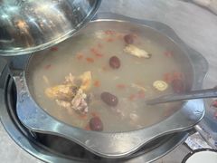 -光头药膳鸡(莱茵小镇店)