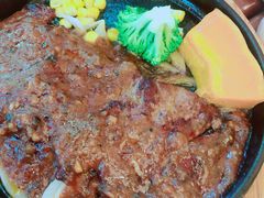 -玛格萝妮比萨屋(四平店)