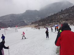 -济南卧虎山滑雪场