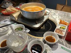 -禄婶鸡煲·打边炉