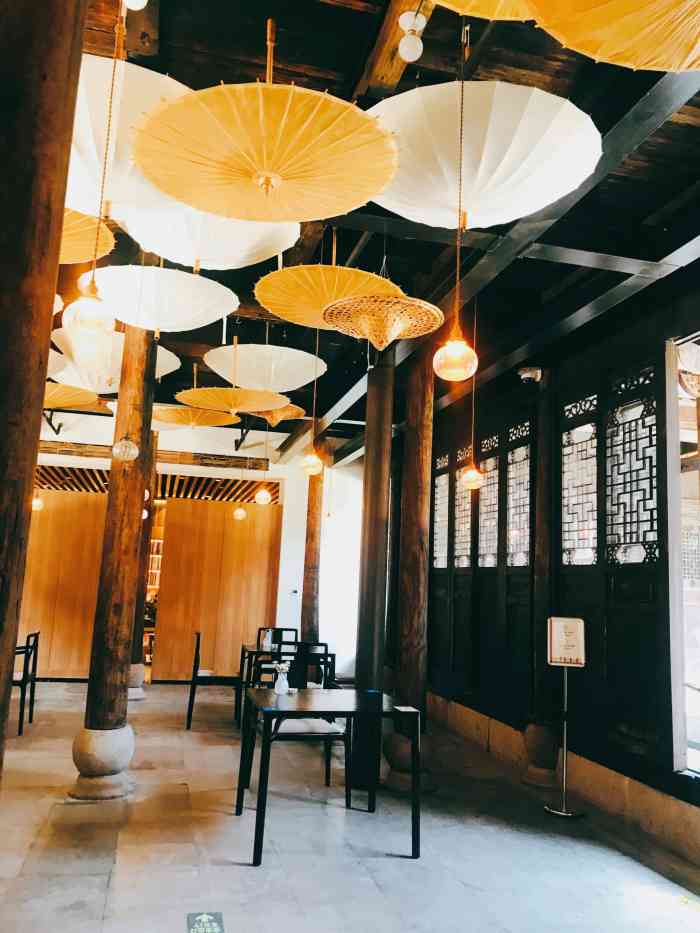朵云书院·广富林店-"云朵书店都好会选址,去了广富林这家,配合.