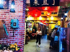 -闯关东东北农家菜(崂山石老人店)