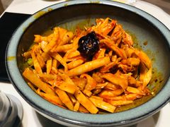 -渔语鱼酸菜鱼新川菜(来福士店)