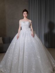 -Lady  Jane高端婚纱礼服馆