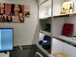 -亲吻宝贝儿童摄影