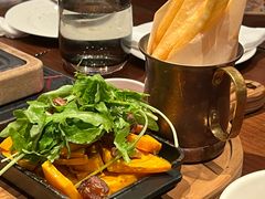 -恰餐厅及酒吧 CHAR Bar & Grill (北京丽都皇冠假日店)