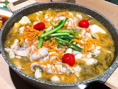-山城外·非遗酸菜鱼(蜀都万达店)