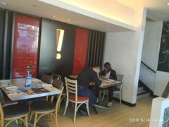 大堂-必胜客(永泰店)