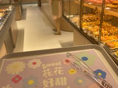 面包甜点陈列柜-好利来(大兴龙湖时代天街店)