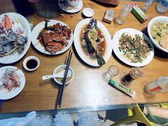 -三姐妹·海鲜大排档