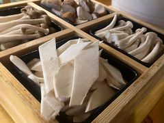 -烹然四季椰子鸡火锅(姚家园万象汇店)