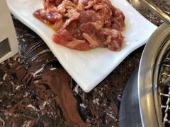 -啊美丽炭火烤肉(滑翔一店)