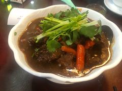 香辣霸王排骨-何氏排骨(左家塘店)