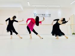 -佑宁舞蹈工作室
