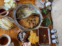 -岗上渣渣老火锅(两路口店)