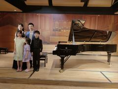 -柏斯音乐艺术中心·钢琴·吉他(上音店)