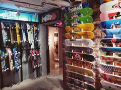 -聚点滑板SPOT SKATE(常熟路店)