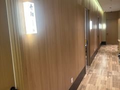 -桥头堡·坤德餐厅(滨江道店)