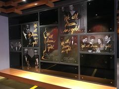 等候区-万达影城(城中城广场IMAX店)