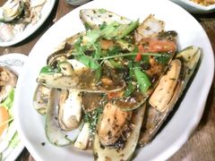 -大头虾越式风味餐厅(光明广场店)