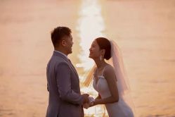 -雪中彩影婚纱摄影·微光艺术中心