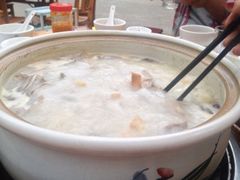 -16年老字号鑫鑫猪肚鸡·椰子鸡海南火锅(兴隆华侨农场店)