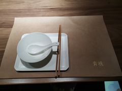 餐具摆设-青桃餐厅