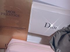 -Dior迪奥(上海世茂广场店)