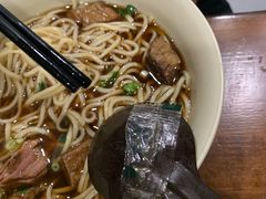 -李先生牛肉面大王(青岛火车站东广场店)