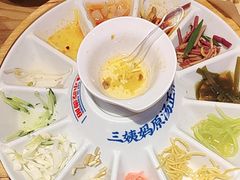 -怪噜范·老贵阳街头名小吃(数博万达店)
