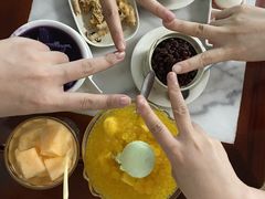 -黄师奶甜品店