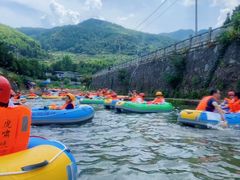-虎啸峡漂流