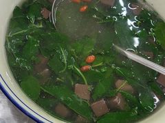 枸杞猪红汤-榕边干蒸鲜排骨·啫啫煲(西丽店)