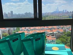 -星巴克臻选(上海合生汇1F店)