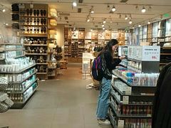 -MUJI无印良品(滨江宝龙城店)