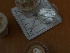 -M Stand(上海人民广场来福士店)