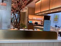 -蜜桃餐厅·伴山(湖滨商业街店)