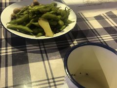 -马路牙子地桌烤肉(工体店)
