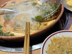 -洱火云南酸菜牛肉火锅(石景山当代商城店)