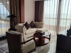 -三亚湾海居铂尔曼度假酒店