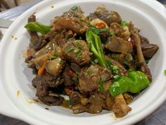 乳鸽烧猪蹄-龙小海荆沙鸽子店(瑞安街店)
