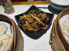 -馋三尺蟹粉小笼(人民广场店)