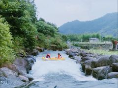 -龙井峡漂流
