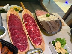 -左庭右院鲜牛肉火锅(浦江欢乐颂店)